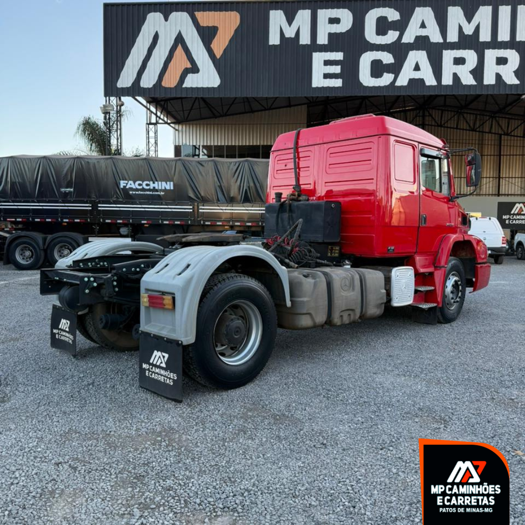 Foto 5 - CAVALO MECÂNICO ATRON 1635