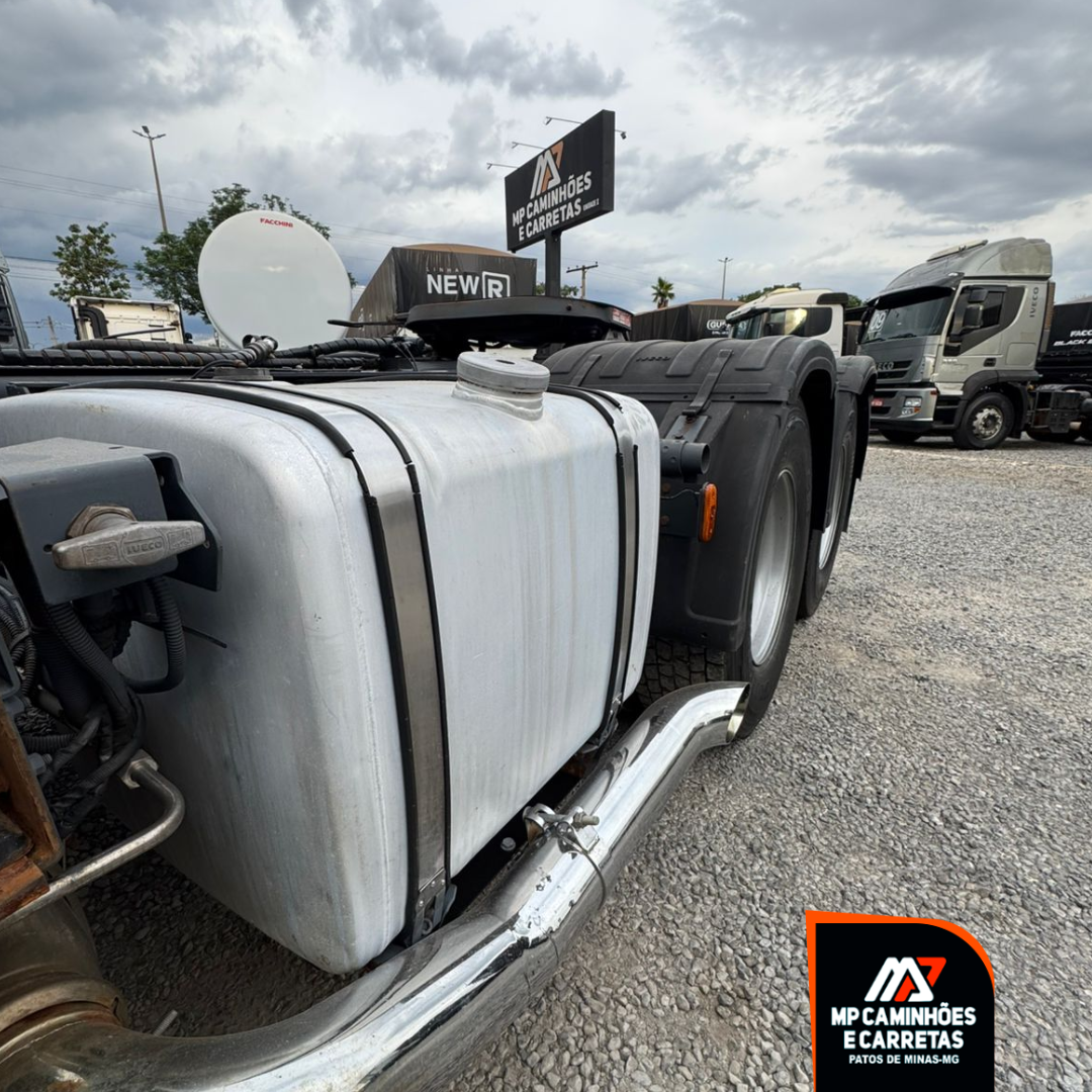 Foto 12 - IVECO STRALIS 600S 44T