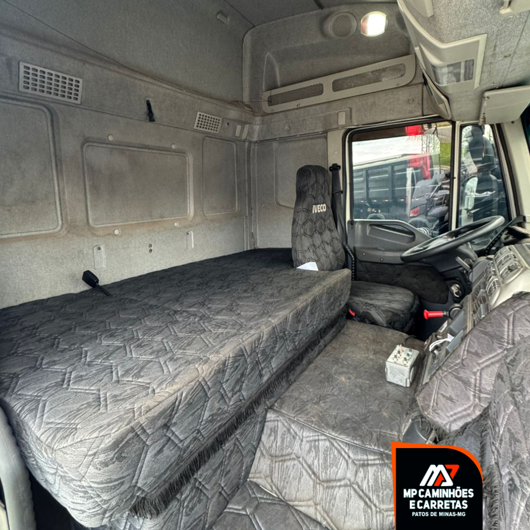 Foto 15 - IVECO STRALIS 600S 44T