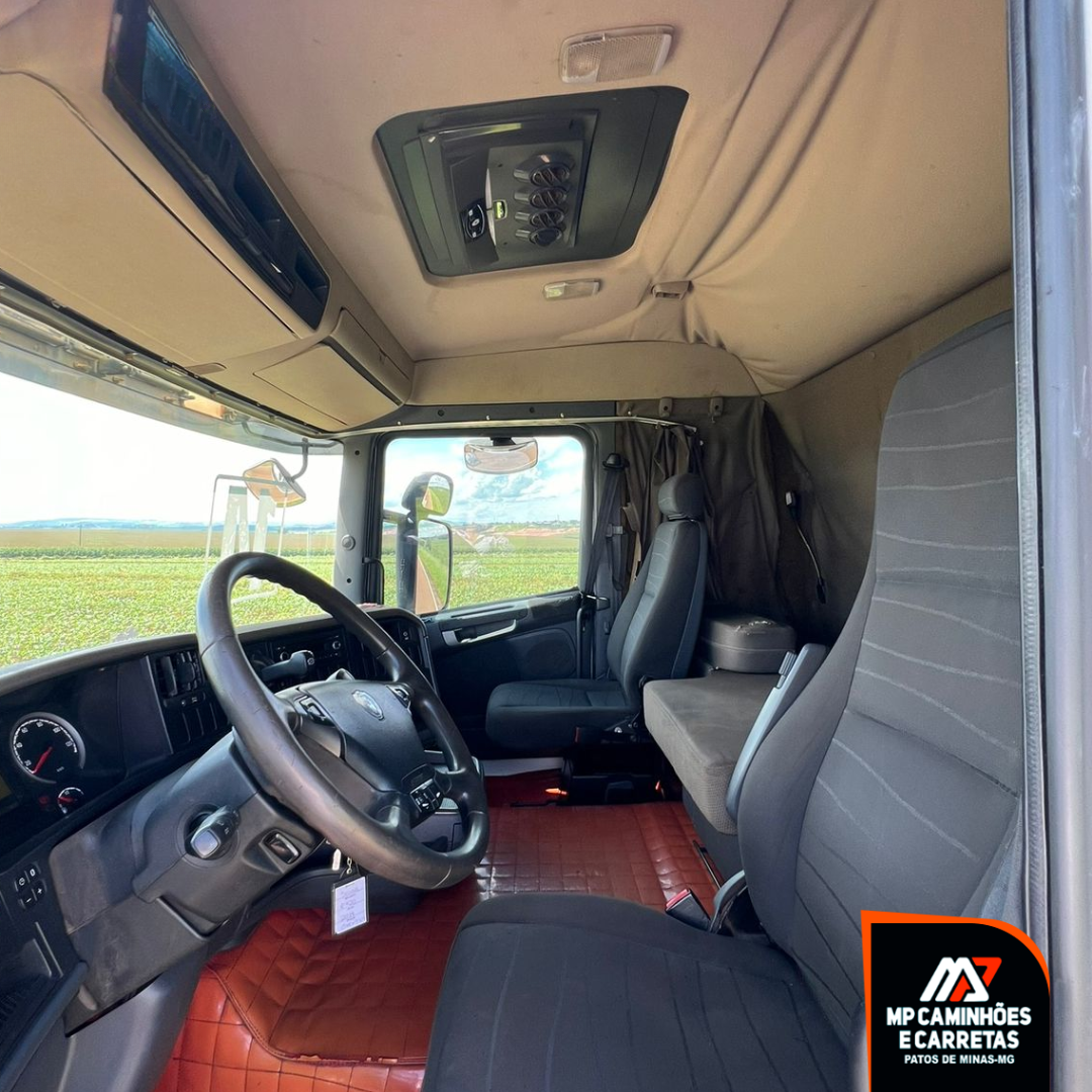 Foto 9 - SCANIA R440 6X4 