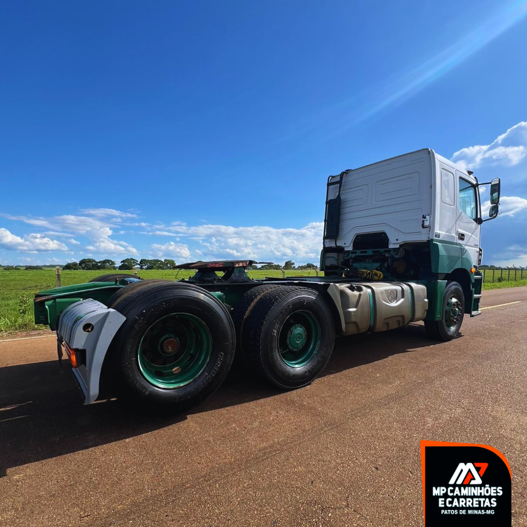 Foto 2 - MERCEDES BENZ AXOR 2035 S 