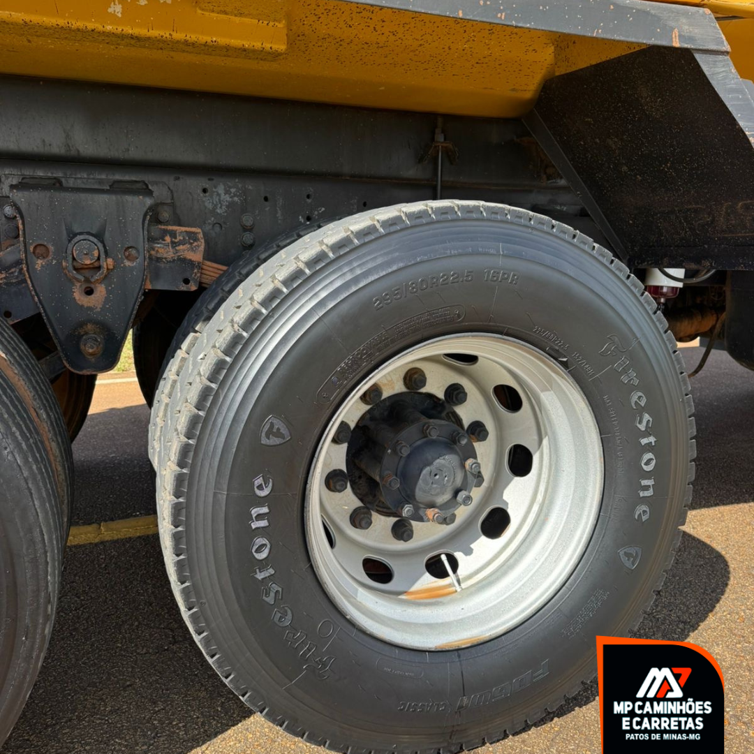 Foto 3 - VOLKSWAGEM 24.250 BITRUCK NA CAÇAMBA 