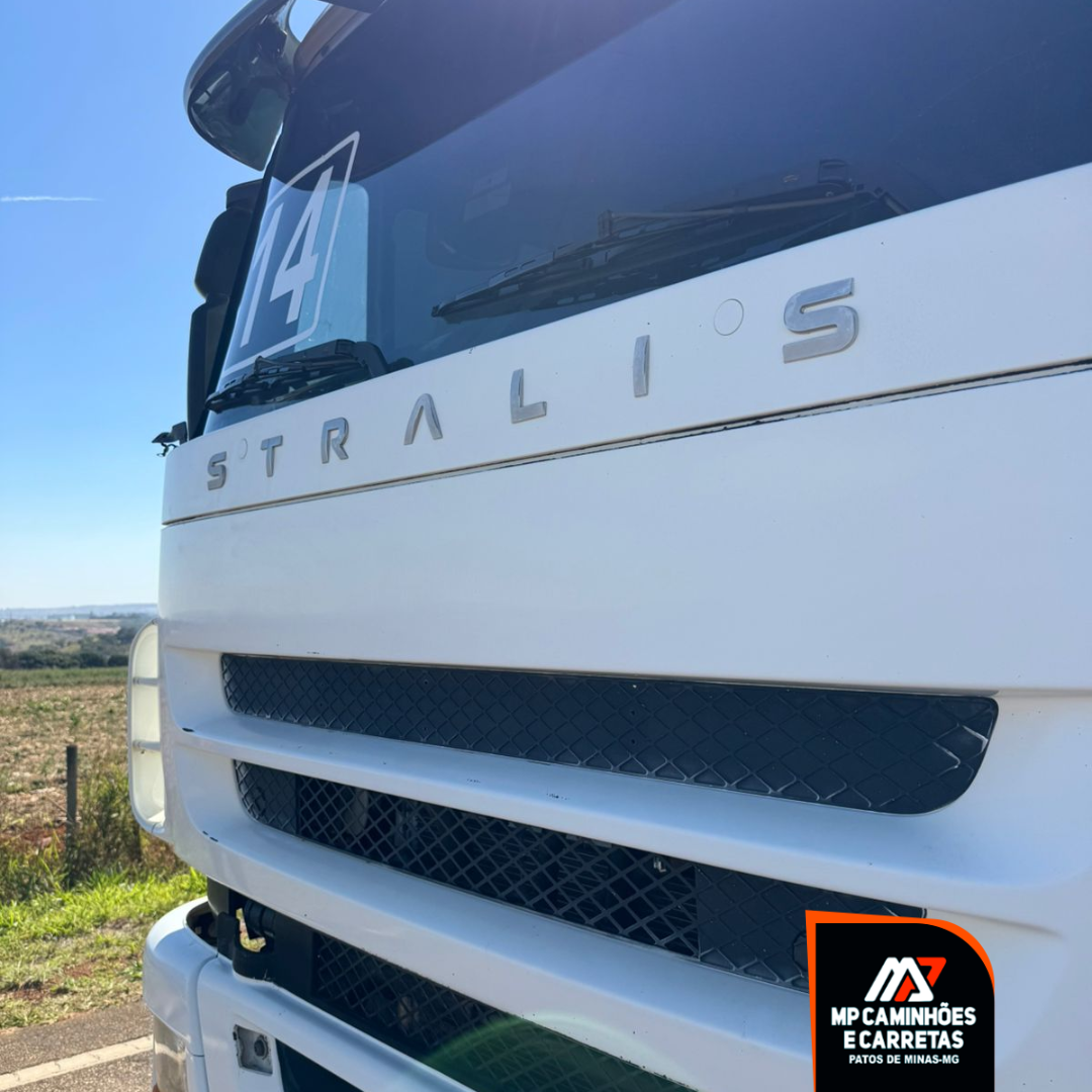 Foto 5 - IVECO STRALIS 600S 44T