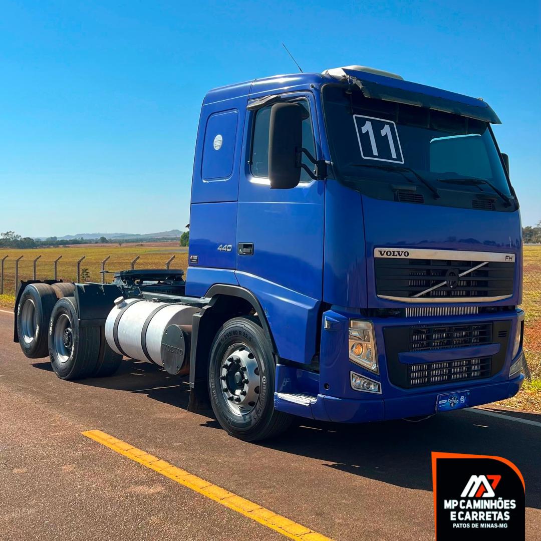 Foto 2 - CAVALO MECÂNICO VOLVO FH 440