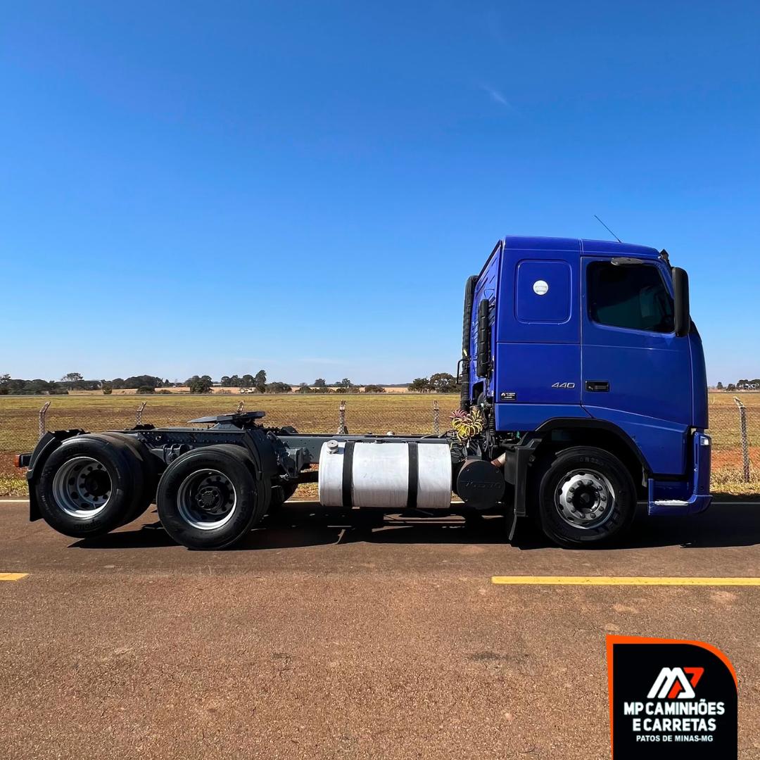 Foto 3 - CAVALO MECÂNICO VOLVO FH 440