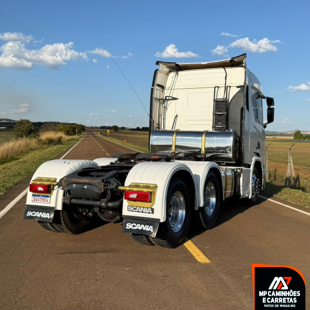 Foto 7 - SCANIA R500