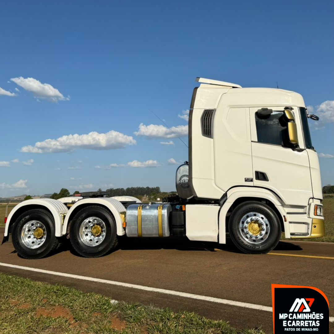 Foto 8 - SCANIA R500