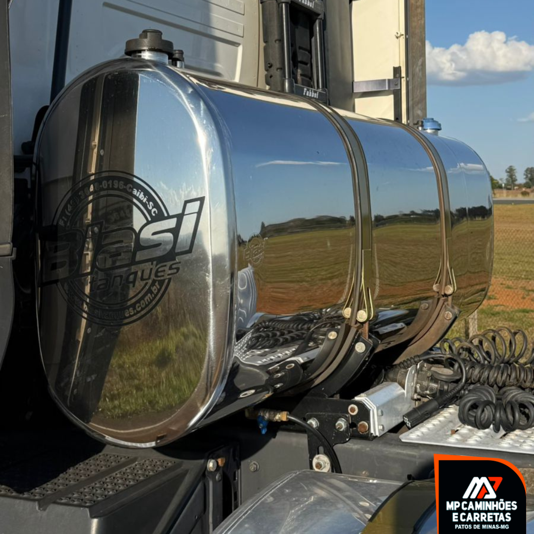 Foto 15 - SCANIA R500